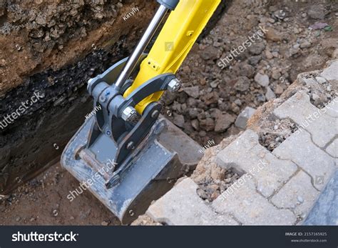 12209 Excavator Digging Trench Images Stock Photos And Vectors