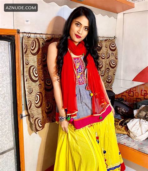 Manvi Chugh Hot Sexy Pics Collection AZNude