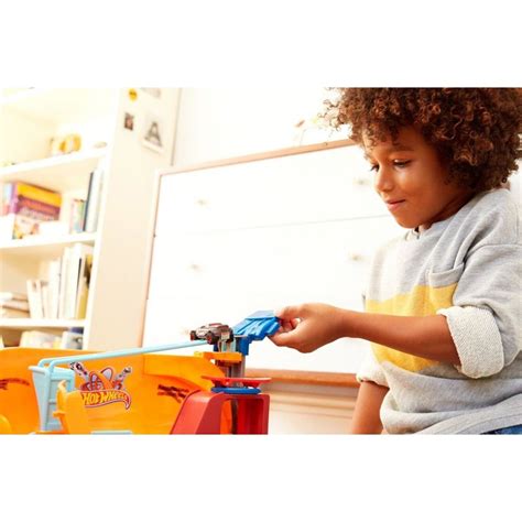 Hot Wheels City Deluxe Set FNB16 Maxíkovy hračky