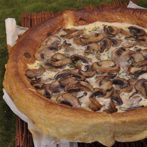 Recette Tarte Au Poulet Et Aux Champignons Cuisine Madame Figaro