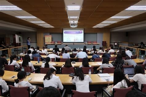 歡迎光臨東吳大學 【中央社】東吳大學社會學系2018年新世代暨社會研究方法成果發表會 大學生的社會參與及友誼關係 貫時性調查結果／東吳大學