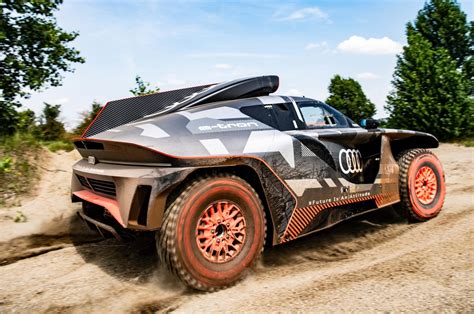 Audi Reveals Dakar 2022 Challenger Autonoid