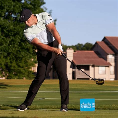 Golf Swing Tips: 10 Best Swing Tips That Works | Deemples Golf