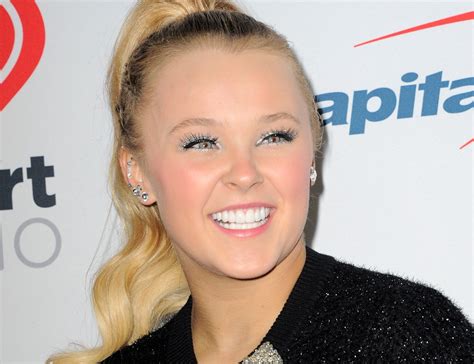 Jojo Siwa Slams Candace Owens For Claiming Shes Pretending To Be Gay Lgbtq Pride Talk