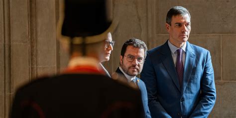 Aragonès y Sánchez acuerdan una nueva reunión de la mesa de diálogo y