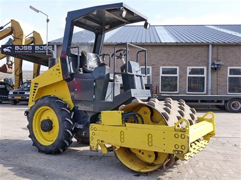 Bomag BW124 PDH 3 HOLLAND MACHINE Walze Boss Machinery