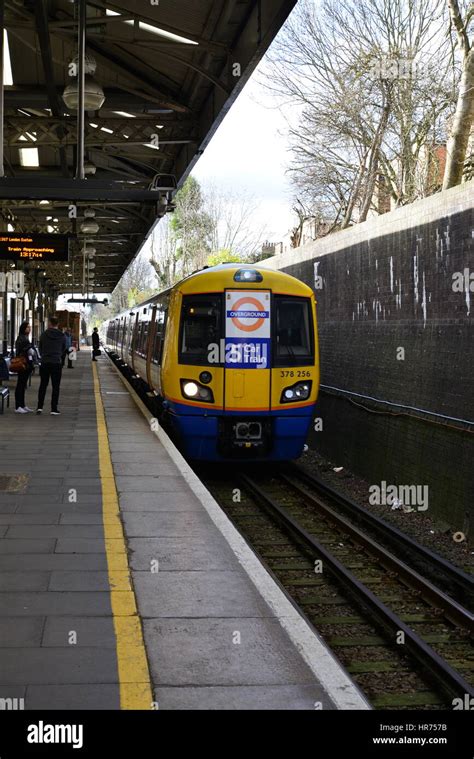 Uk London Queens Park Station Overground Stock Photo Alamy