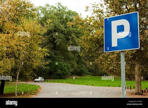 Cartello Di Parcheggio Auto Immagini E Fotografie Stock Ad Alta