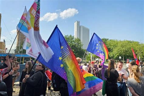 Kritik An Polizeieinsatz Bei Demo In Chemnitz