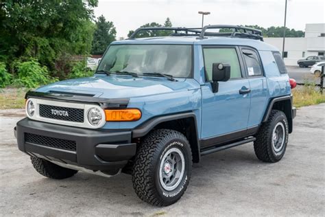 First Toyota FJ Cruiser To Break The 100 000 Barrier Opens The Door