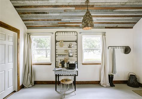 No. 1450 Amenities & Rates — The Vintage Round Top