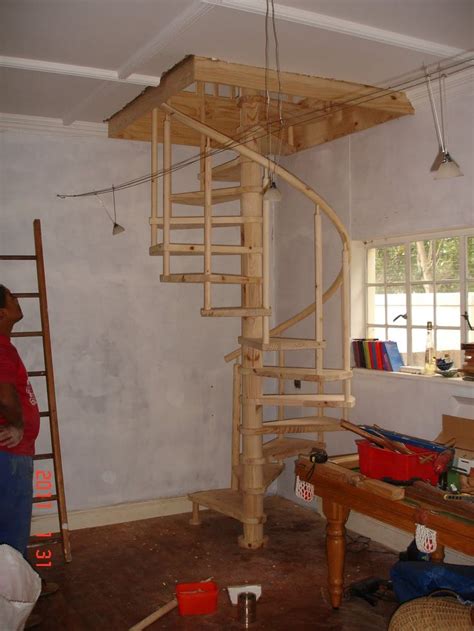 Cape Stairs D I Y Spiral Staircase With Round Balusters And Rail