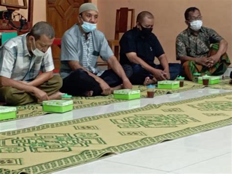 Sosialisasi Pembentukan Bank Sampah Padukuhan Pucung Website