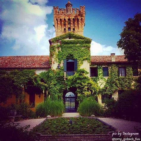 Castello Di San Pelagio Sede Del Museo Dell Aria E Dello Spazio A Due