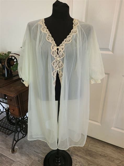 Vintage Kayser Nylon Sheer Robe Peignoir Lace Puffy S… Gem