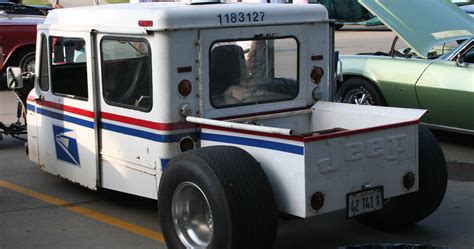 Your Postal Blog: The fastest mail delivery vehicle around