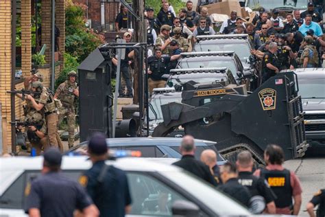 Suspect In Hourslong Pittsburgh Standoff After Deputies Tried To Evict