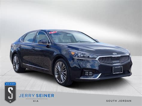 Certified Pre Owned 2017 Kia Cadenza Limited Fwd 4dr Car