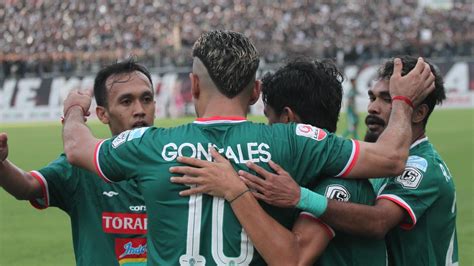 PSS Sleman Vs Semen Padang Final Ideal Di Pakansari