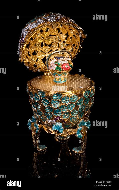 Faberge hi-res stock photography and images - Alamy