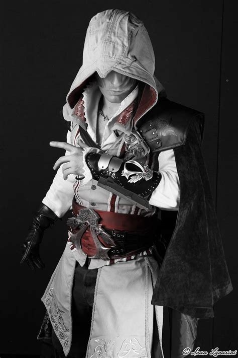 Ezio Auditore Cosplay Assassins Creed By Leon C By Leonchirocosplayart On Deviantart