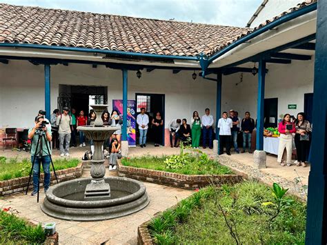 Corporaci N Gastron Mica De Popay N Inaugura Primera Biblioteca