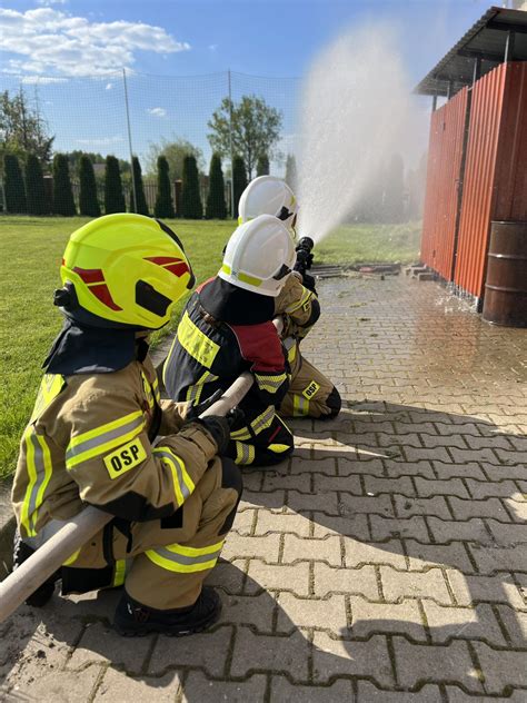 Zakończenie kursu podstawowego dla strażaków ochotników powiatu