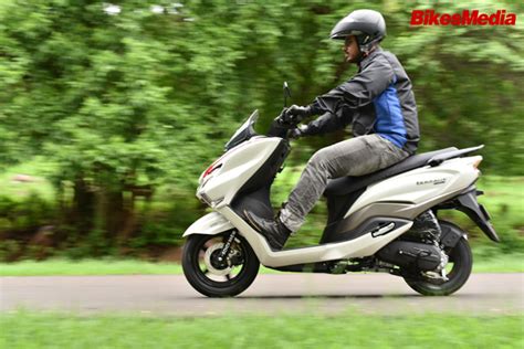 Suzuki Burgman Street First Ride Review Bikesmedia In