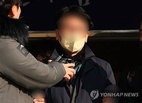 最大野党代表を襲撃 60代の男に懲役15年の実刑判決＝韓国地裁 ライブドアニュース