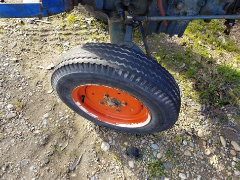 USED KUBOTA L185 FRONT WHEEL - Gulf South Equipment Sales