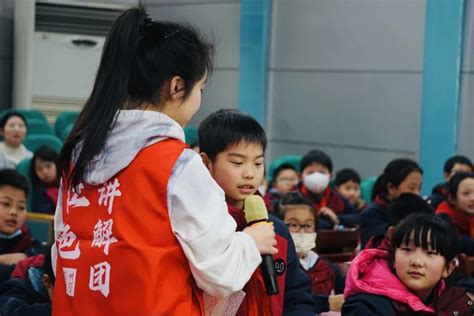 第61个“学雷锋纪念日”商学院红色讲解团走进扬州育才小学 商学院（产业经济研究院）