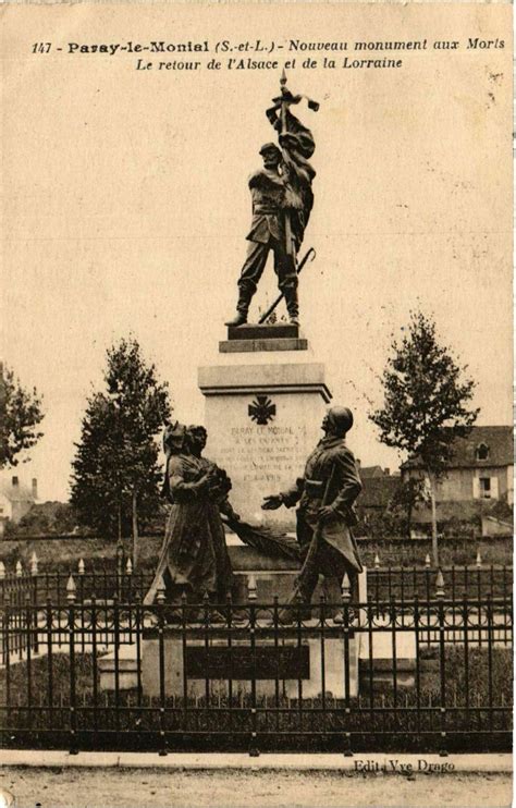 Paray le Monial Nouveau Monument aux Morts à Paray le Monial Cartorum