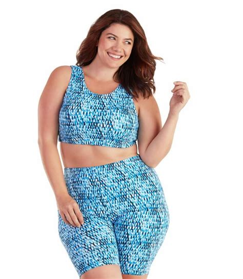 7 Plus Size Activewear Brands To Keep You In Style While Breaking A Sweat