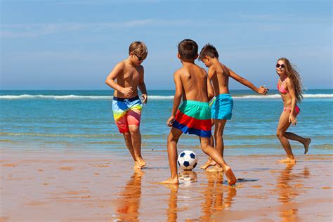 Fun Beach Games for Kids, Teens, & Adults