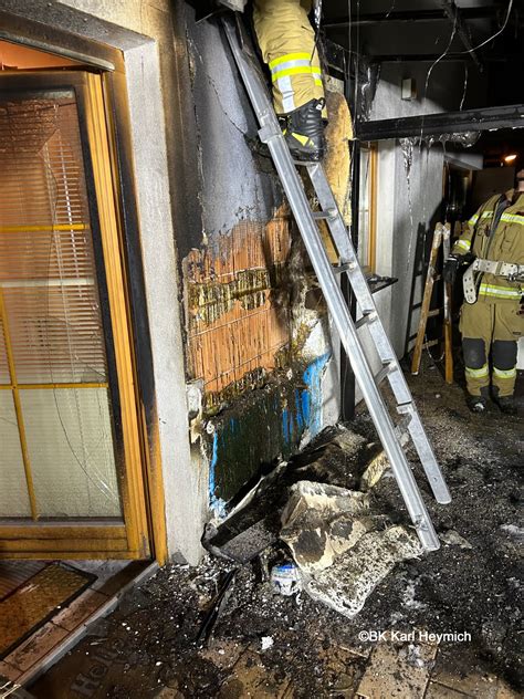 Einsatz Brand Einfamilienhaus Terrasse Freiwillige Feuerwehr Fiss