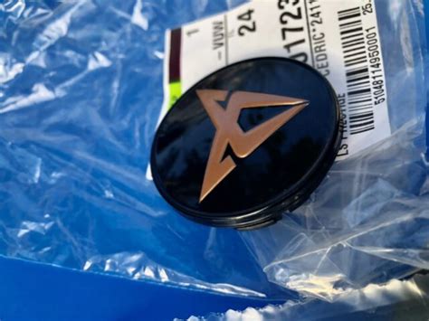 Genuine Seat Cupra Alloy Wheel Centre Caps X Copper Black