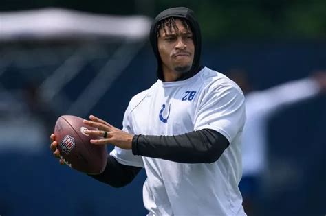 Jonathan Taylors Indianapolis Colts Future Takes Fresh Twist With