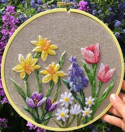 Pin Van Pat Parson Op Embroidery In Borduren Bloemen Bloemen