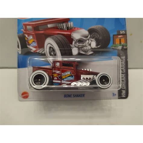 BONE SHAKER TEAM HW RED 4 5 DREAM GARAGE 1 64 HOT WHEELS BCN STOCK CARS