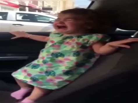 How To Calm A Child (VIDEO) - Izismile.com