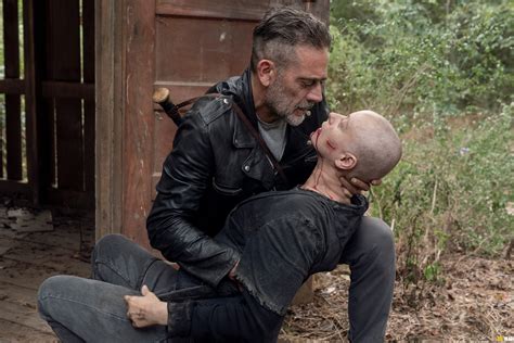 The Walking Dead S10e14 Quanto Tempo Negan Ficou Entre Os Sussurradores