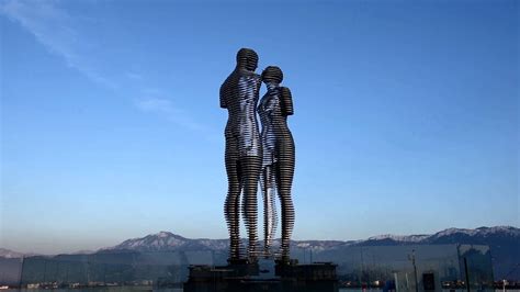 Ali And Nino Man And Woman The Statue Of Love Sculpture In Georgia