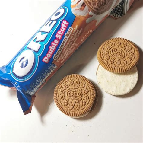 Oreo - Double Stuff - Cinnamon bun - @sh1teater NZ snack reviews