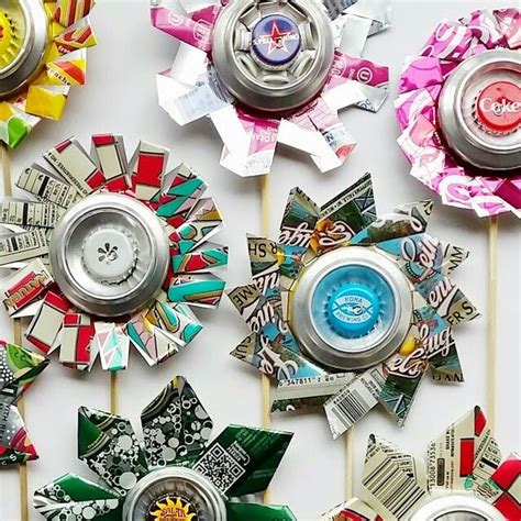 Flowers From Aluminum Cans Aluminum Can Flowers Pop Can Crafts Aluminum Can Crafts