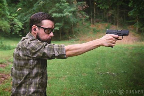 Lucky Gunner Lounge Shooting One Handed Ccw