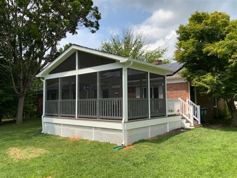 Why Build A Screened Porch In Fall Freedom Fence And Home