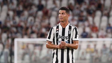 Forbes Cristiano Ronaldo este cel mai bine plătit sportiv al planetei