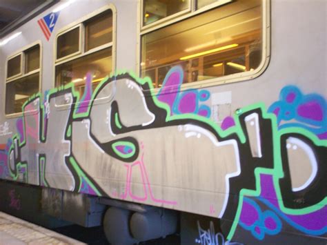 GRAFFITI HS Art on Train