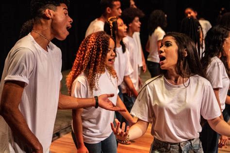 Coro Jovem Vale Música é atração da mostra Samba que Eu Quero Ver