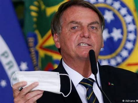 Hospitalizan Al Presidente Jaír Bolsonaro Por Un Hipo Crónico